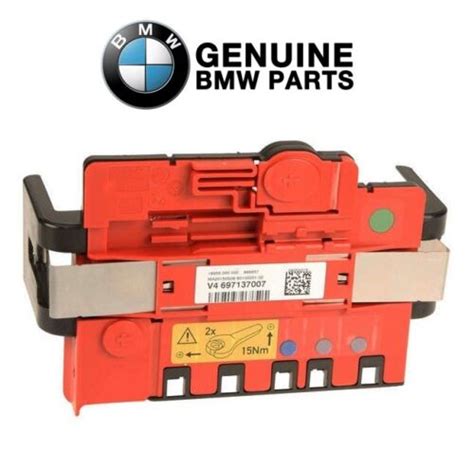 bmw 2006 battery power distribution box|BMW power box fuse.